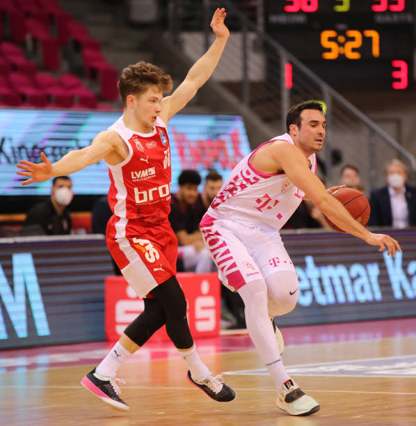 米兰夏窗汇总：签下恩昆库、亚沙里，免签魔笛，总支出意甲最高