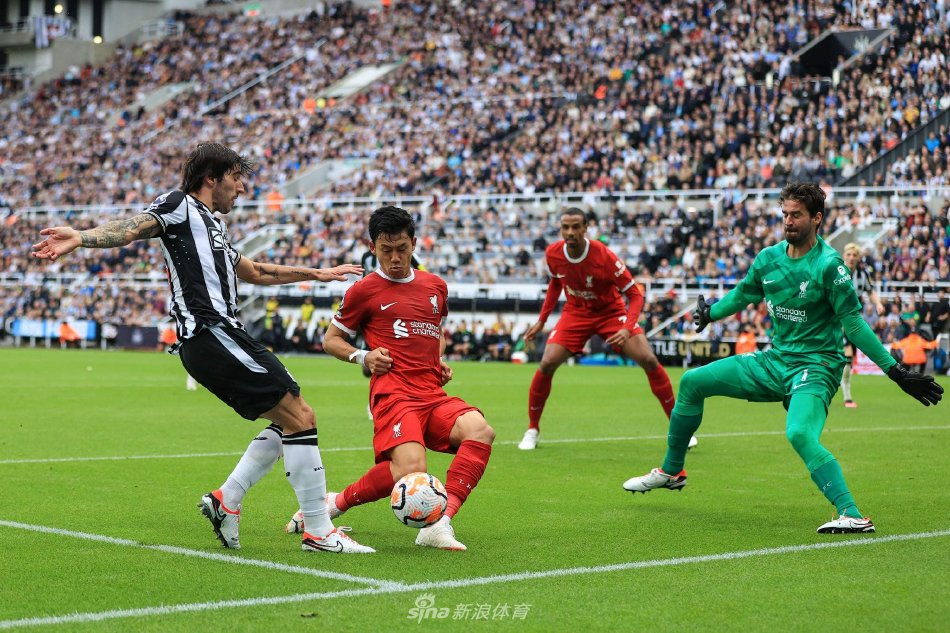 与此同时 与此同时