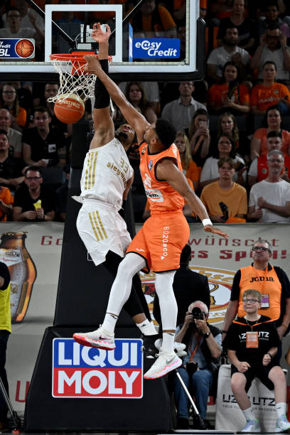 致的战术前 致的战术前