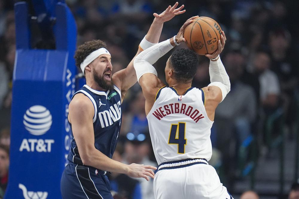 又一CBA主帅要下课了！带队狂输30分，比刘炜还差，战术太单一了